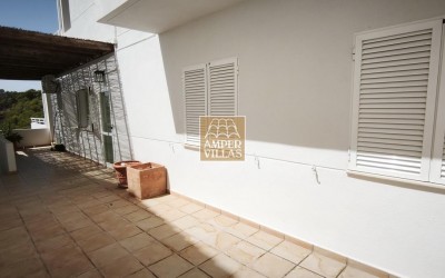 Precioso apartamento reformado integralmente con amplias terrazas.